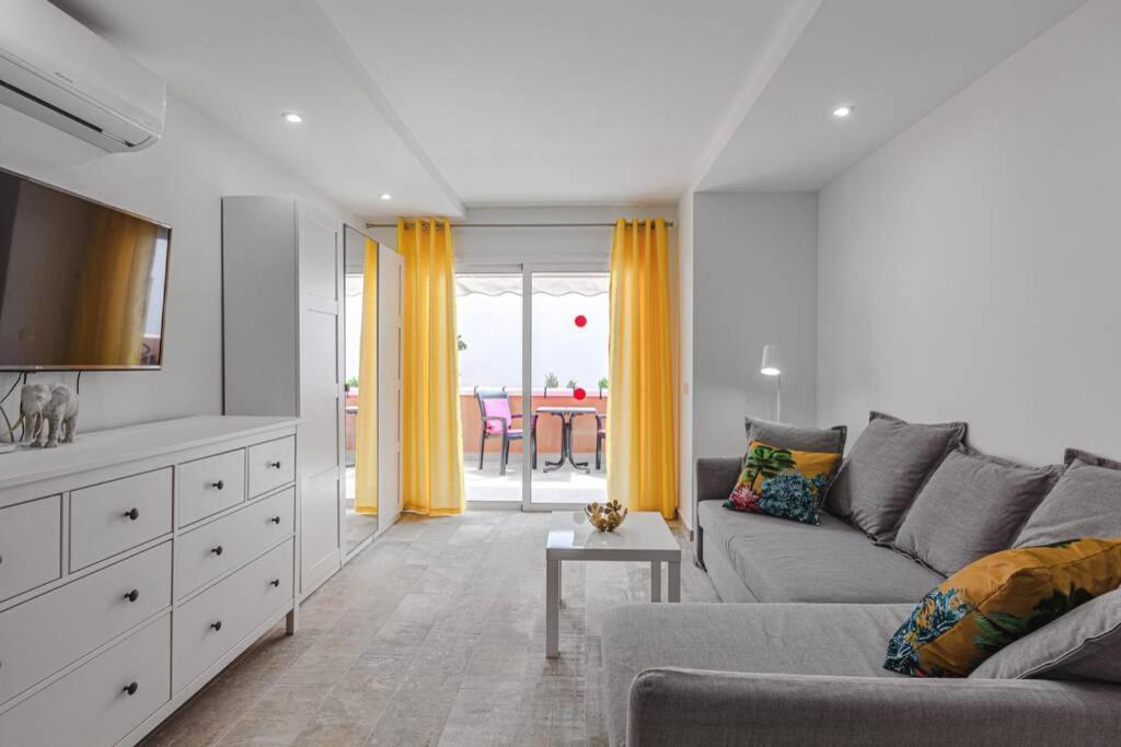 Apartmán Tenerife Royal Gardens One Bedroom Playa de las Americas (Tenerife)